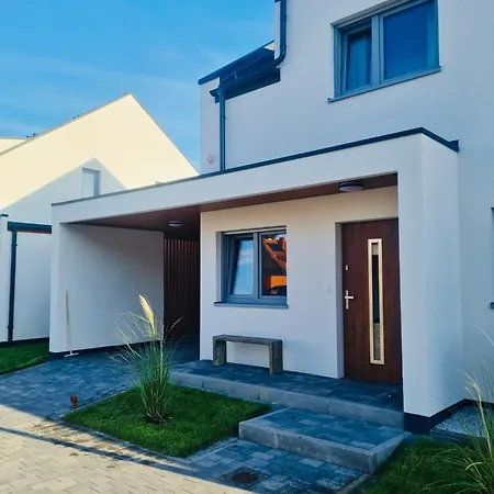 別荘 Moana House Lara *