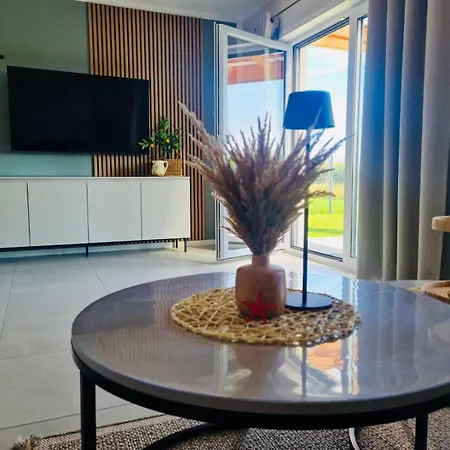 Moana House Lara 度假居 *