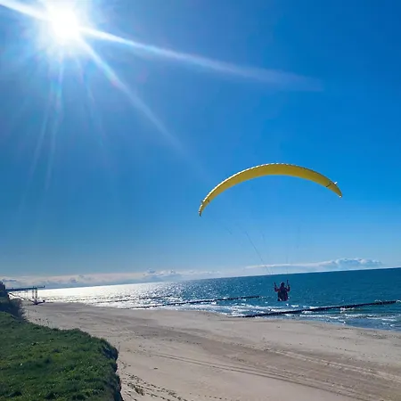 Moana House Lara Hébergement de vacances Trzęsacz