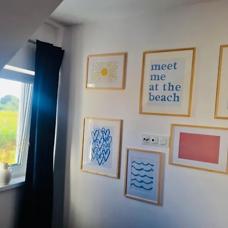 Moana House Lara トシェンサチ